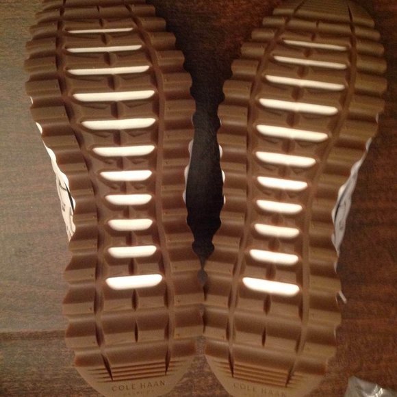 Cole Haan Men's GrandExplore All-Terrain Beige Nubuck Leather Oxfords 11.5M- NIB - Picture 3 of 8